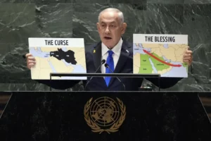 Primer Ministro israelí Benjamin Netanyahu durante su discurso ante la Asamblea General de la ONU, defendiendo la postura de Israel frente a Hezbollah.